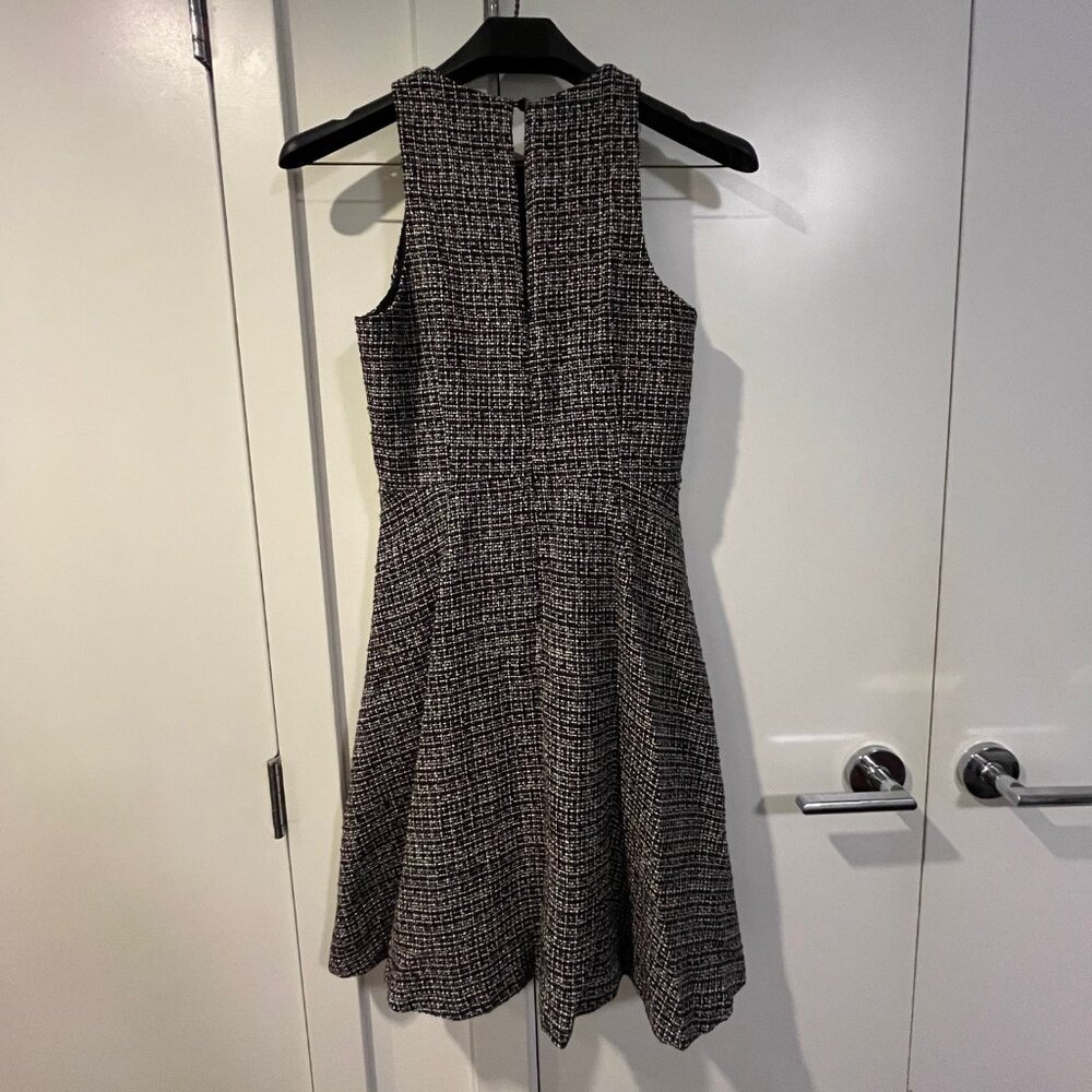 Banana Republic Fit & Flare Dress - Picture 4 of 6